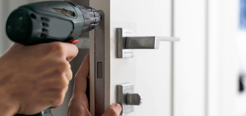 Locksmith For Lock Replacement Near Me in Linda, CA