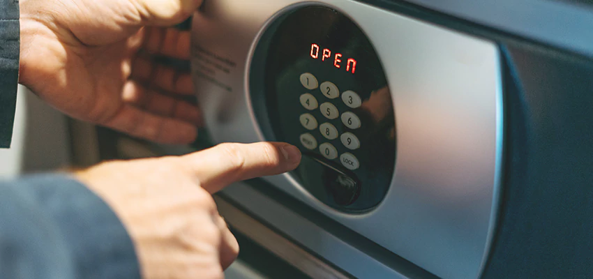 Cash Safe Openers in Linda, California