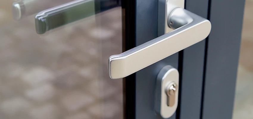 Broken Door Lock Cylinder Repair in Linda, California