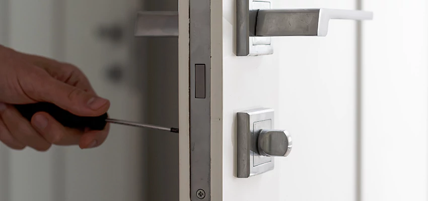 Key Programming Locksmith Open Now in Linda, California